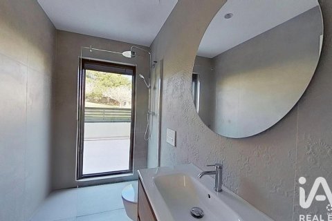 Hus till salu i Tordera, Barcelona, Spanien 3 sovrum, 136 kvm. Nr. 152307 - foto 16