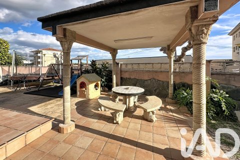 Продажа дома в Эль-Вендрель, Таррагона, Испания 5 спален, 301м2 №152309 - фото 8