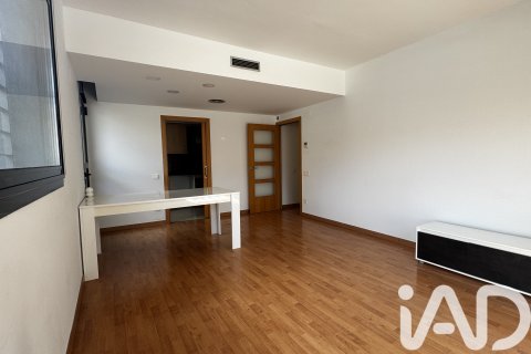 Huoneisto myytävänä Sabadell, Barcelona, Espanja, 2 makuuhuonetta, 75 m2 No. 152308 - kuva 6