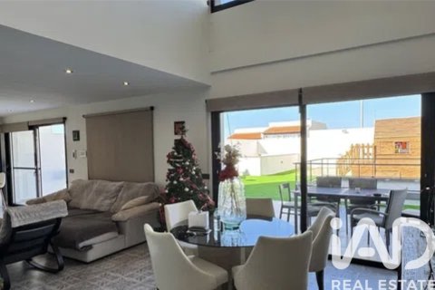 Dom w Adeje, Tenerife, Hiszpania 5 sypialni, 456 mkw. nr 152312 – zdjęcie 2