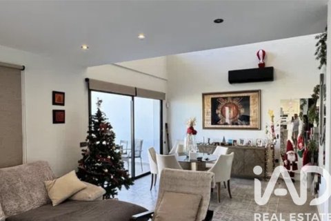 Dom w Adeje, Tenerife, Hiszpania 5 sypialni, 456 mkw. nr 152312 – zdjęcie 18