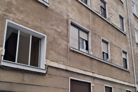 Квартира в Сантурци, Вискайя, Испания 4 спальни,  №195042