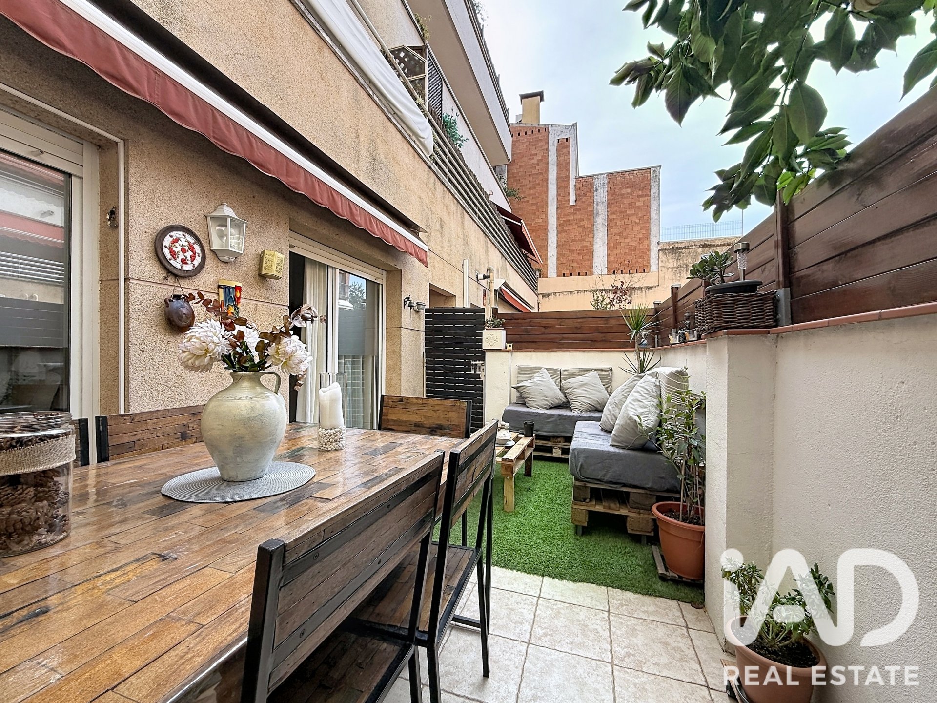 Apartamento en Sant Cugat del Vallès, Barcelona, España 3 dormitorios, 106 m2 No. 195045