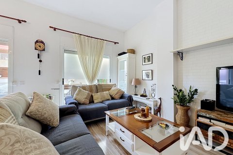 Продажа квартиры в Сан-Кугат-дель-Вальес, Барселона, Испания 3 спальни, 106м2 №195045 - фото 12