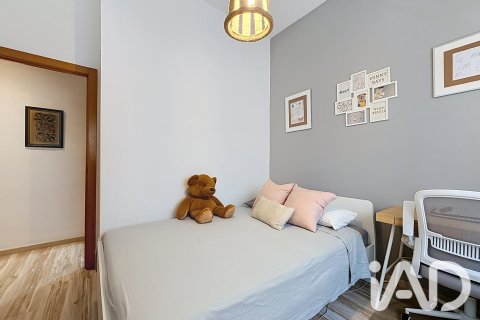 Продажа квартиры в Сан-Кугат-дель-Вальес, Барселона, Испания 3 спальни, 106м2 №195045 - фото 23