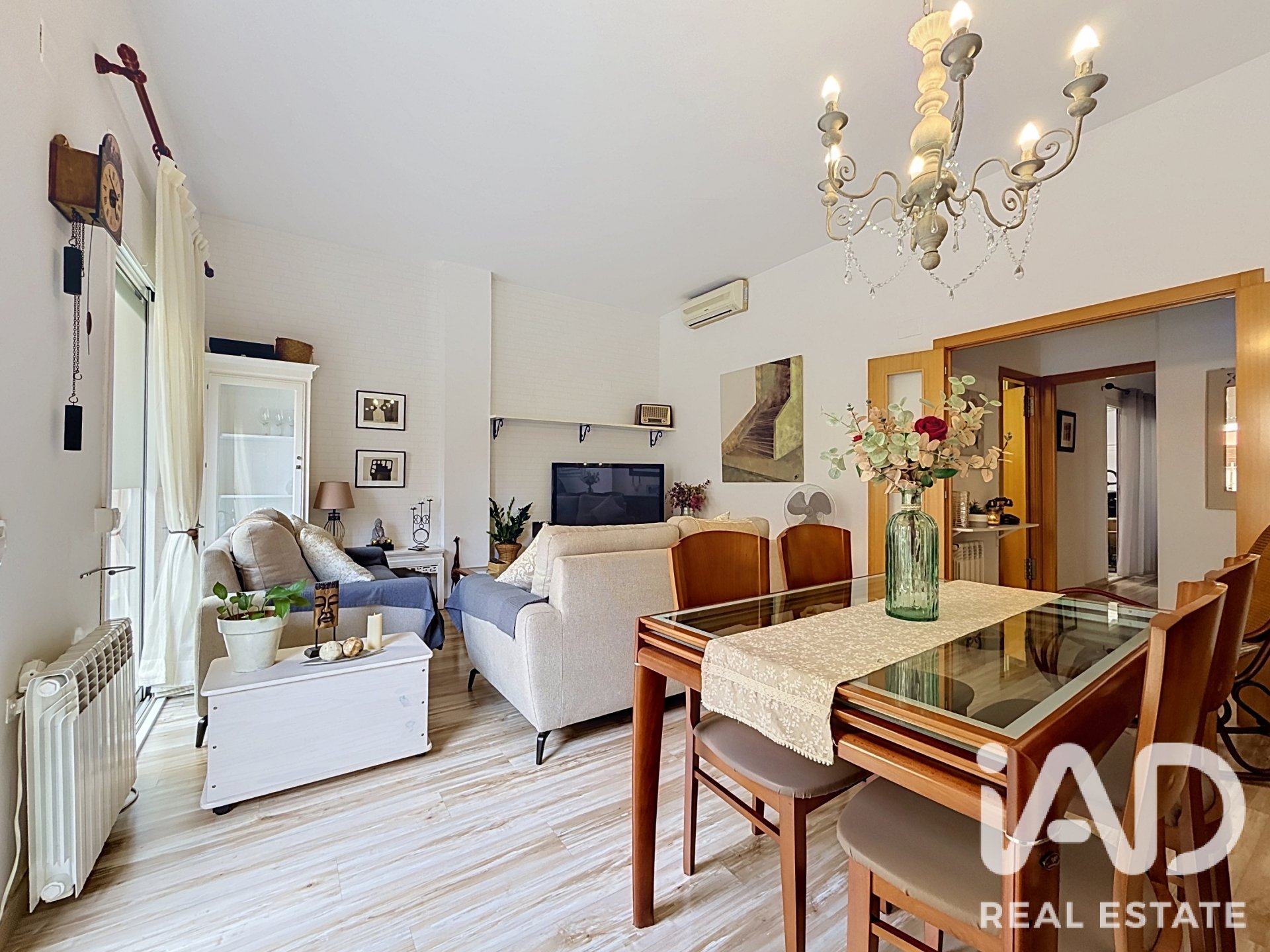 Apartamento en Sant Cugat del Vallès, Barcelona, España 3 dormitorios, 106 m2 No. 195045