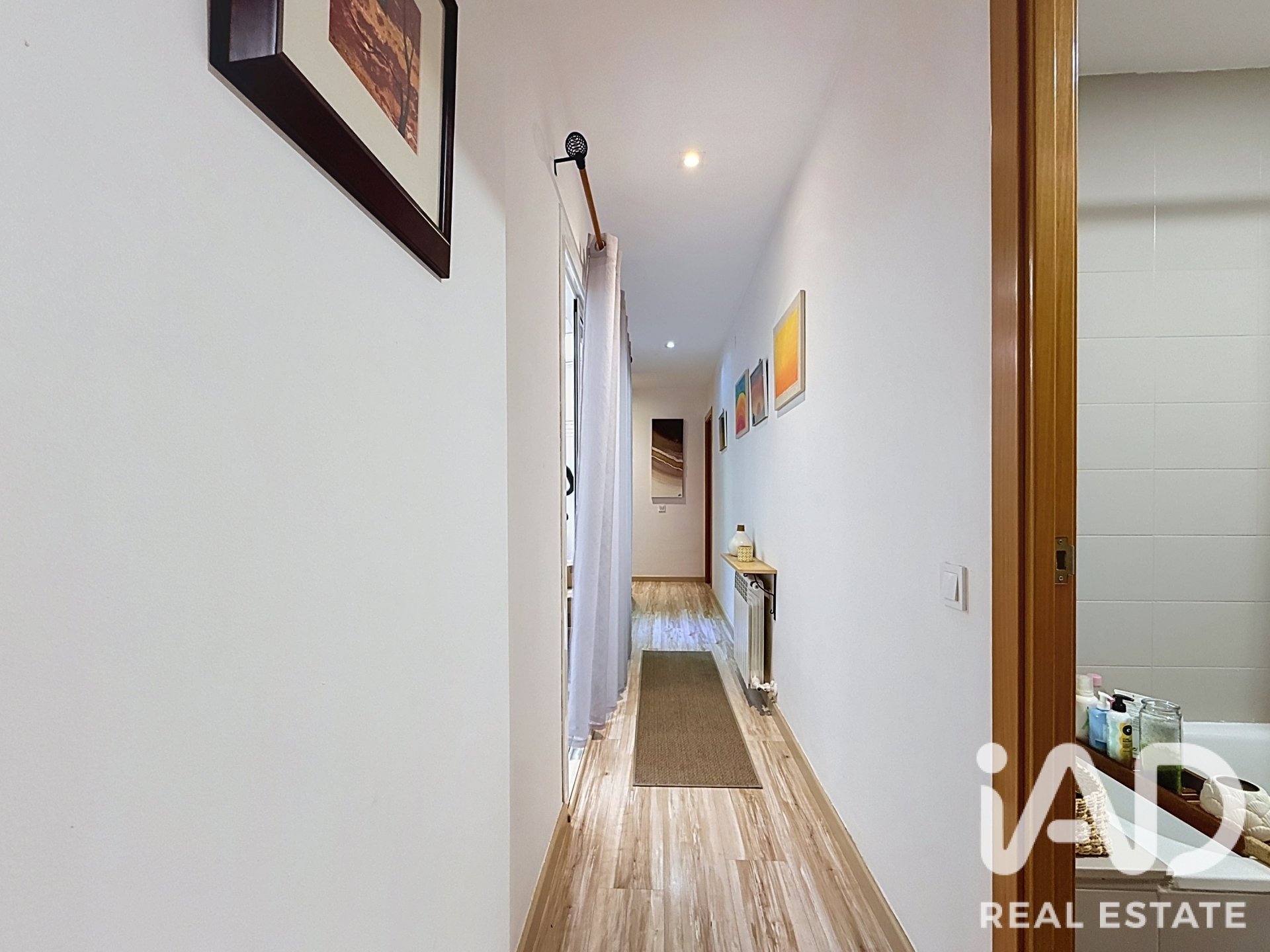Apartamento en Sant Cugat del Vallès, Barcelona, España 3 dormitorios, 106 m2 No. 195045