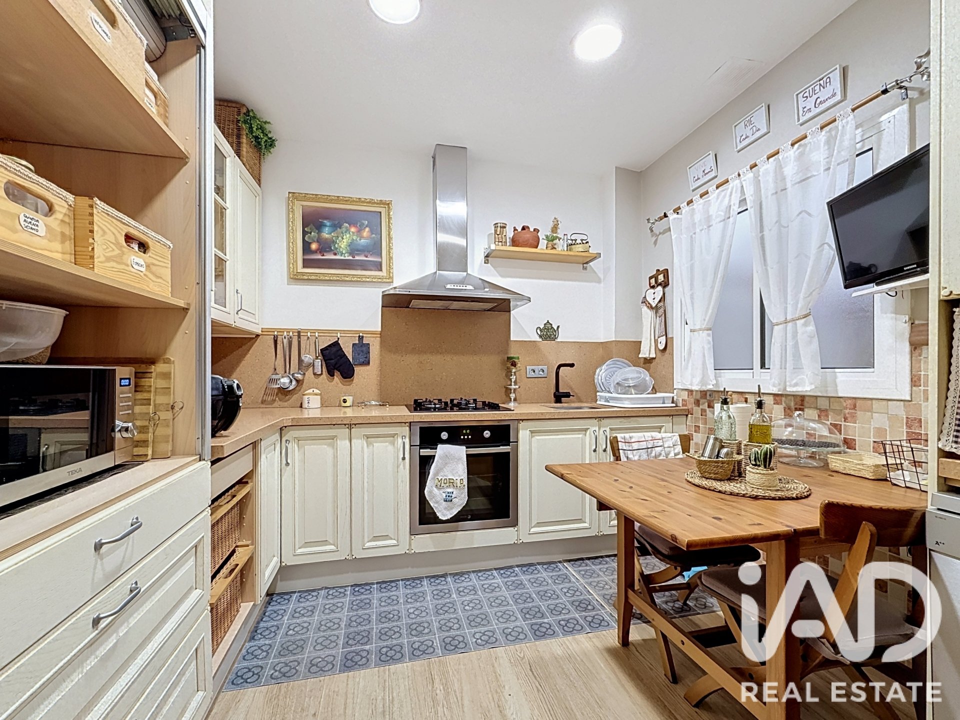 Apartamento en Sant Cugat del Vallès, Barcelona, España 3 dormitorios, 106 m2 No. 195045