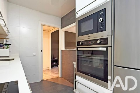 Продажа квартиры в Барселона, Испания 4 спальни, 104м2 №195046 - фото 18