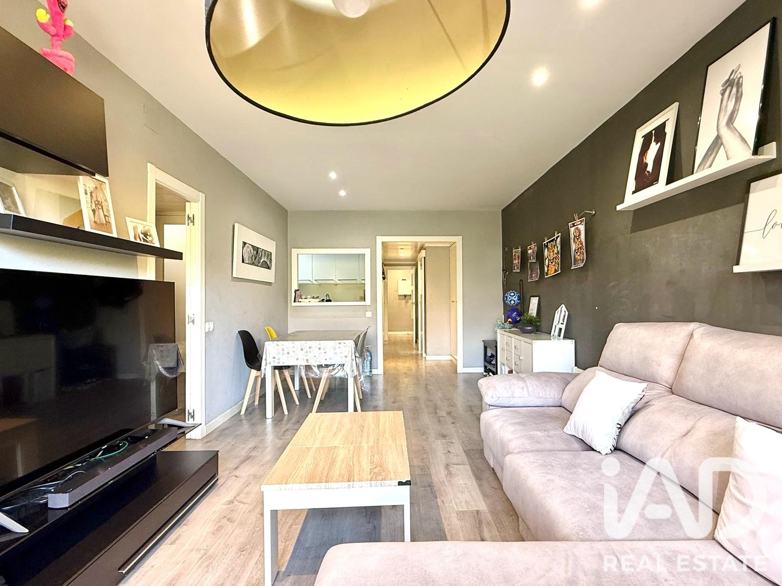 Apartament w Barcelona, Hiszpania 4 sypialnie, 104 mkw. nr 195046