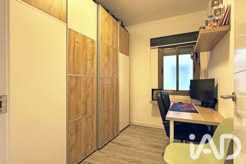 Продажа квартиры в Барселона, Испания 4 спальни, 104м2 №195046 - фото 8