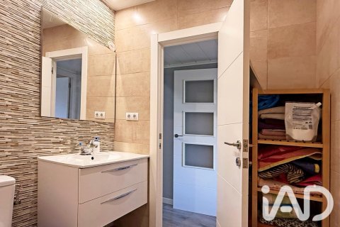 Продажа квартиры в Барселона, Испания 4 спальни, 104м2 №195046 - фото 30