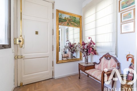 Apartment à vendre à Madrid, Espagne, 4 chambres, 142 m2 No. 188280 - photo 7
