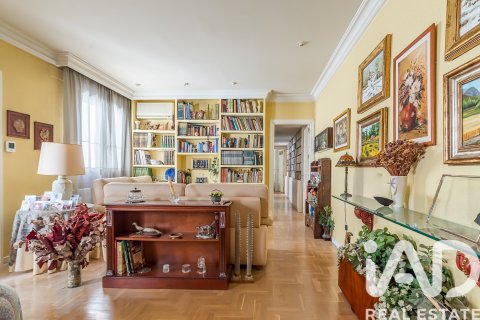 Apartment à vendre à Madrid, Espagne, 4 chambres, 142 m2 No. 188280 - photo 2