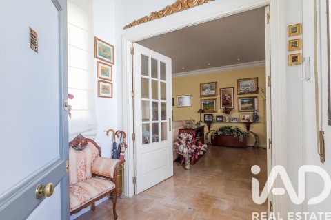 Apartment à vendre à Madrid, Espagne, 4 chambres, 142 m2 No. 188280 - photo 9