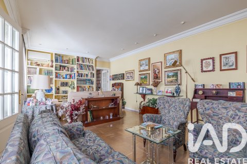 Apartment à vendre à Madrid, Espagne, 4 chambres, 142 m2 No. 188280 - photo 6
