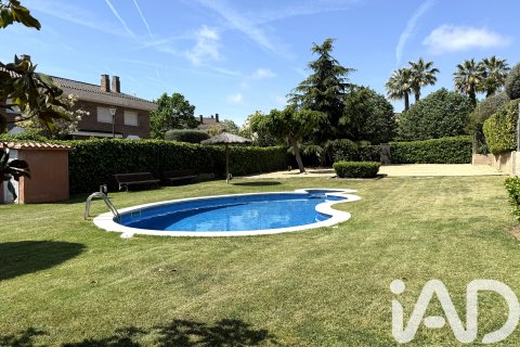 House à vendre à Sant Andreu de Llavaneres, Barcelona, Espagne, 5 chambres, 247 m2 No. 188281 - photo 3