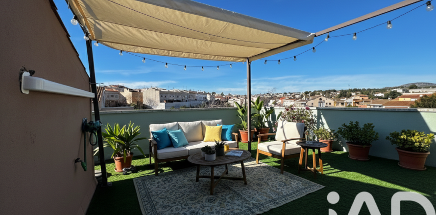 Townhouse à Vilanova i la Geltru, Barcelona, Espagne 3 chambres, 220 m2 No. 152292