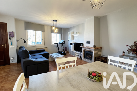 Townhouse à vendre à Vilanova i la Geltru, Barcelona, Espagne, 3 chambres, 220 m2 No. 152292 - photo 6