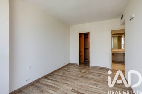 Apartament w Barcelona, Hiszpania 3 sypialnie, 144 mkw. nr 152286 – zdjęcie 26