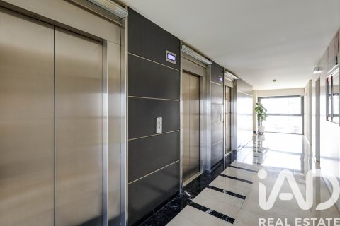 Apartament w Barcelona, Hiszpania 3 sypialnie, 144 mkw. nr 152286 – zdjęcie 29