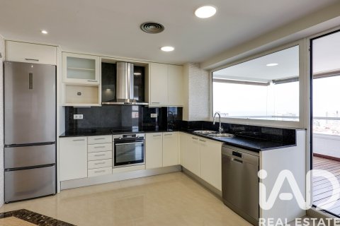 Apartament w Barcelona, Hiszpania 3 sypialnie, 144 mkw. nr 152286 – zdjęcie 3