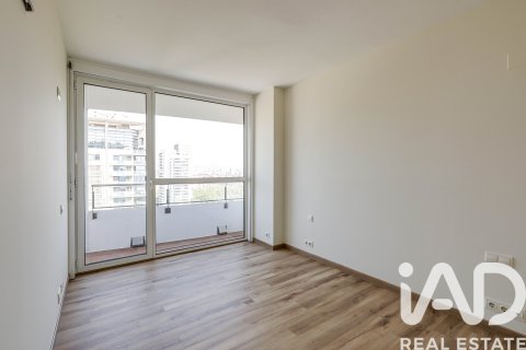 Apartament w Barcelona, Hiszpania 3 sypialnie, 144 mkw. nr 152286 – zdjęcie 13