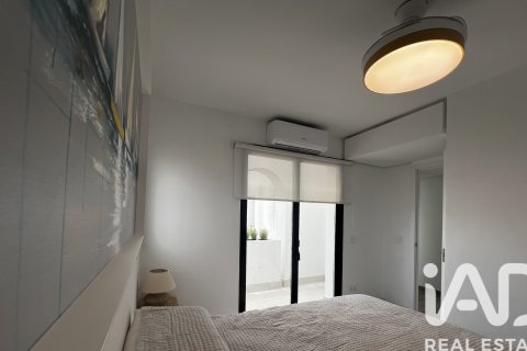 Duplex à vendre à San Roque, Cadiz, Espagne, 2 chambres, 171 m2 No. 152290 - photo 11