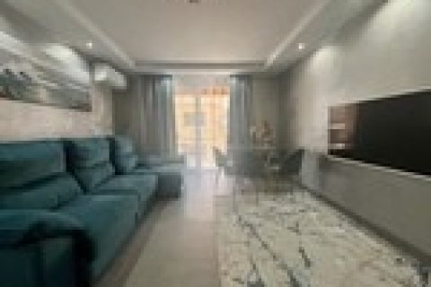 Huoneisto myytävänä Torrevieja, Alicante, Espanja, 3 makuuhuonetta, 101 m2 No. 179757 - kuva 3