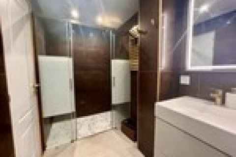 Huoneisto myytävänä Torrevieja, Alicante, Espanja, 3 makuuhuonetta, 101 m2 No. 179757 - kuva 12