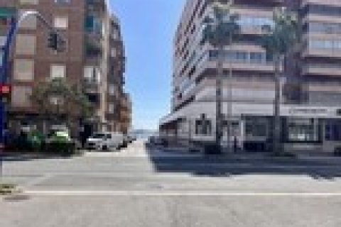 Huoneisto myytävänä Torrevieja, Alicante, Espanja, 3 makuuhuonetta, 101 m2 No. 179757 - kuva 27