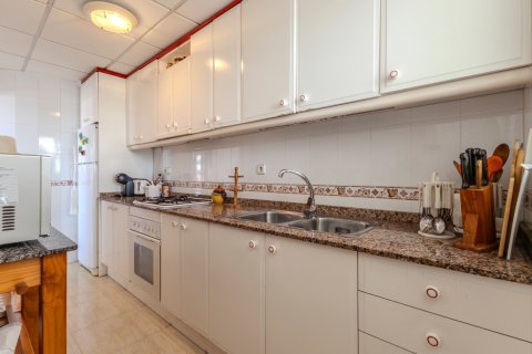 Duplex for sale in Guardamar del Segura, Alicante, Spain 3 bedrooms, 85 sq.m. No. 179754 - photo 17