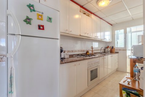 Duplex for sale in Guardamar del Segura, Alicante, Spain 3 bedrooms, 85 sq.m. No. 179754 - photo 16