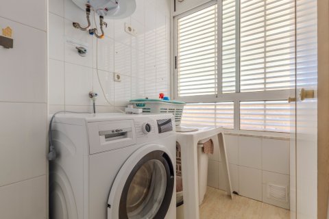 Duplex for sale in Guardamar del Segura, Alicante, Spain 3 bedrooms, 85 sq.m. No. 179754 - photo 22