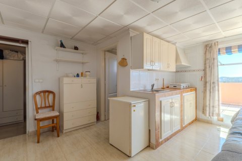 Duplex for sale in Guardamar del Segura, Alicante, Spain 3 bedrooms, 85 sq.m. No. 179754 - photo 25