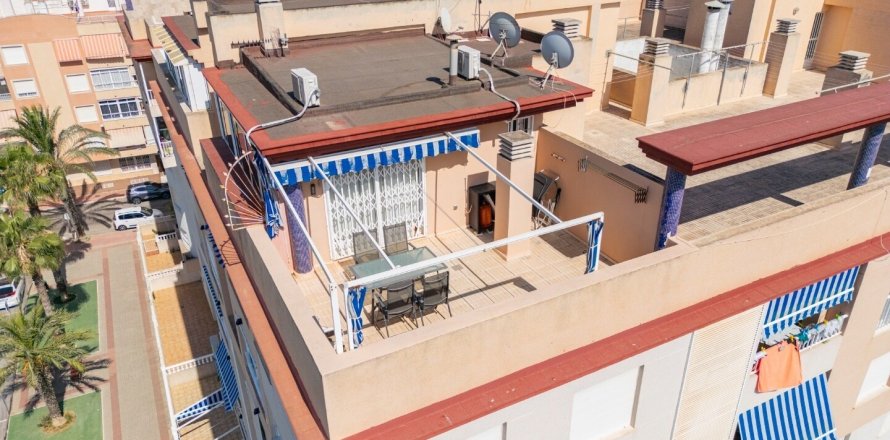 Duplex in Guardamar del Segura, Alicante, Spain 3 bedrooms, 85 sq.m. No. 179754