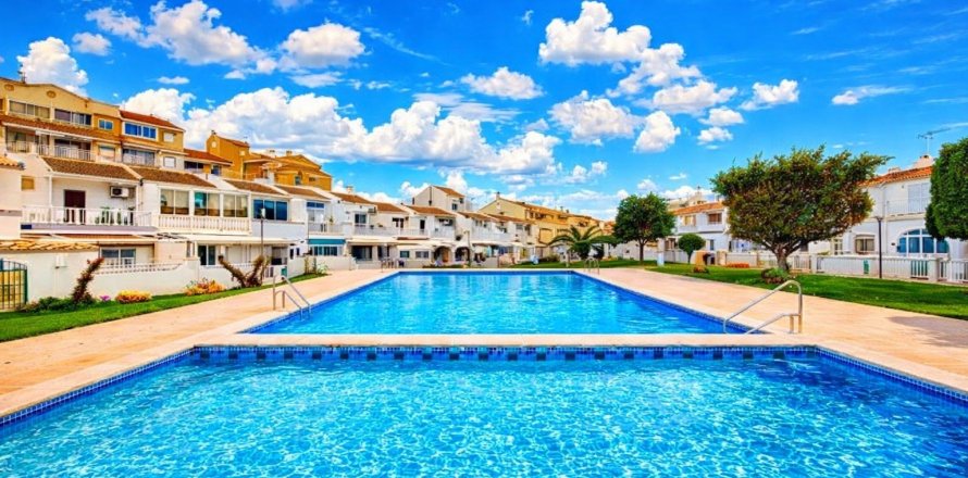 Duplex in Torrevieja, Alicante, Spanien 3 Schlafzimmer, 67 m2 Nr. 179755