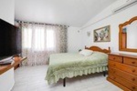 Duplex zum Verkauf in Torrevieja, Alicante, Spanien 3 Schlafzimmer, 67 m2 Nr. 179755 - Foto 9