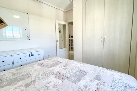 Villa till salu i Los Altos, Alicante, Spanien 3 sovrum, 186 kvm. Nr. 146897 - foto 15