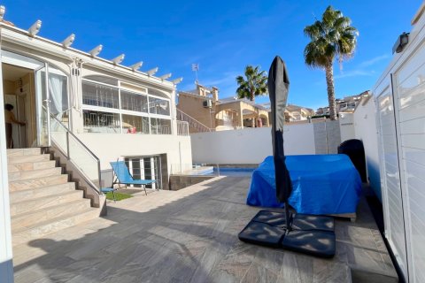 Villa till salu i Los Altos, Alicante, Spanien 3 sovrum, 186 kvm. Nr. 146897 - foto 3