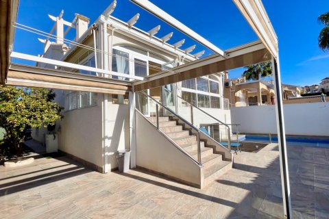 Villa till salu i Los Altos, Alicante, Spanien 3 sovrum, 186 kvm. Nr. 146897 - foto 25