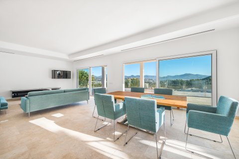 Villa för uthyrning i Nova Santa Ponsa, Mallorca, Spanien 3 sovrum, 372 kvm. Nr. 155487 - foto 2