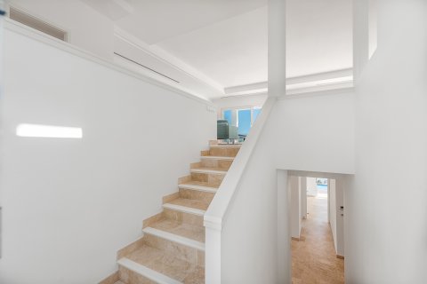 Villa för uthyrning i Nova Santa Ponsa, Mallorca, Spanien 3 sovrum, 372 kvm. Nr. 155487 - foto 9