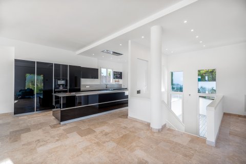 Villa för uthyrning i Nova Santa Ponsa, Mallorca, Spanien 3 sovrum, 372 kvm. Nr. 155487 - foto 4