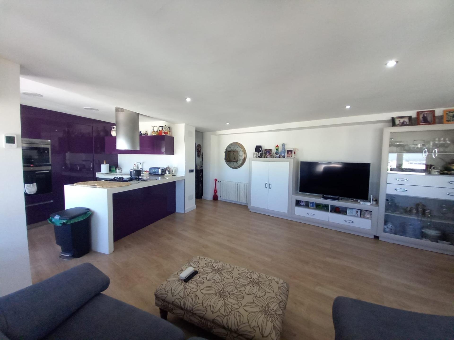 Huoneisto Guardamar del Segura, Alicante, Espanja 1 makuuhuone, 77 m2 No. 183635