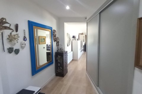 Apartment for sale in Guardamar del Segura, Alicante, Spain 1 bedroom, 77 sq.m. No. 183635 - photo 12