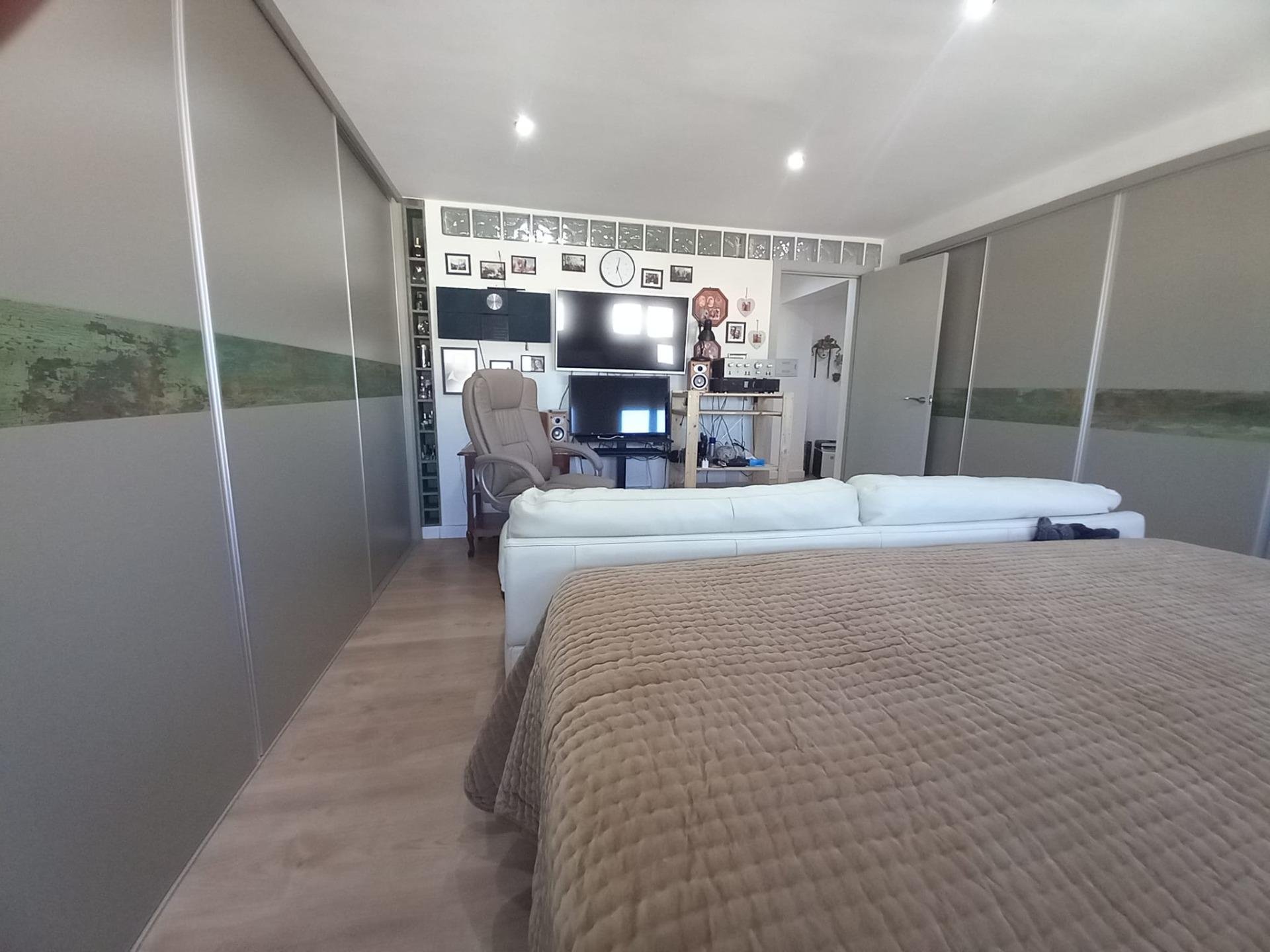 Huoneisto Guardamar del Segura, Alicante, Espanja 1 makuuhuone, 77 m2 No. 183635