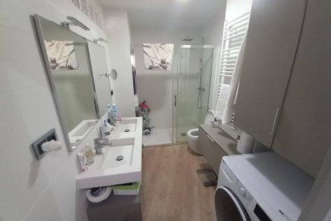Apartment for sale in Guardamar del Segura, Alicante, Spain 1 bedroom, 77 sq.m. No. 183635 - photo 19