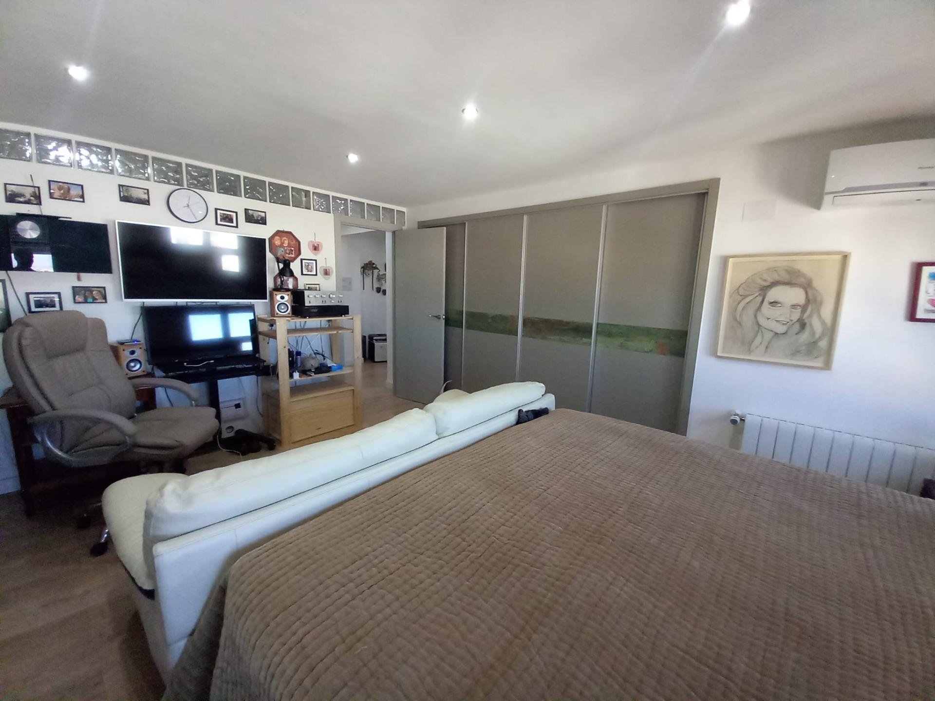 Huoneisto Guardamar del Segura, Alicante, Espanja 1 makuuhuone, 77 m2 No. 183635