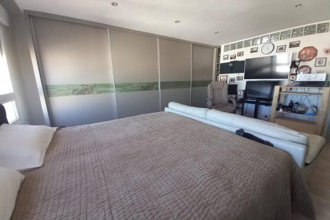 Apartment for sale in Guardamar del Segura, Alicante, Spain 1 bedroom, 77 sq.m. No. 183635 - photo 23